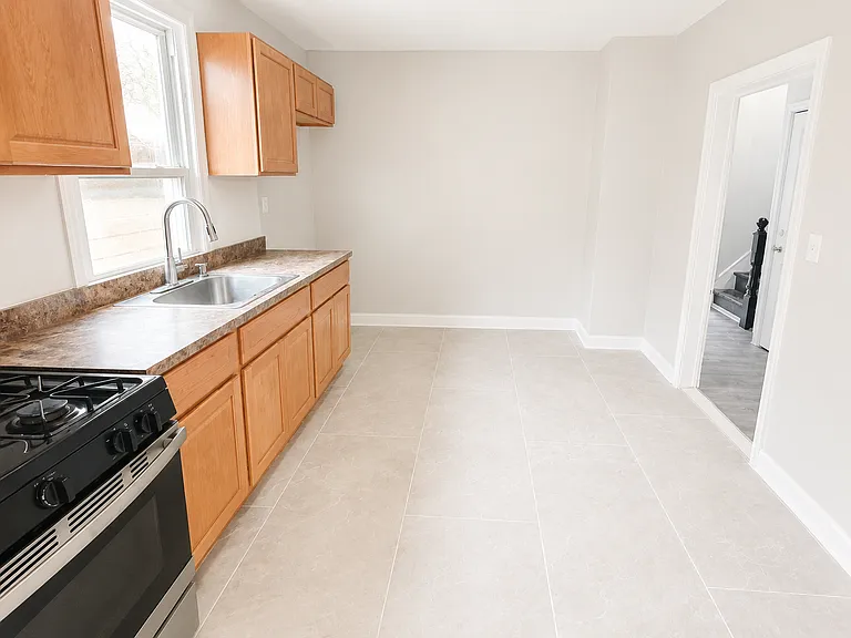 295 S Clinton St #2F — Photo 7
