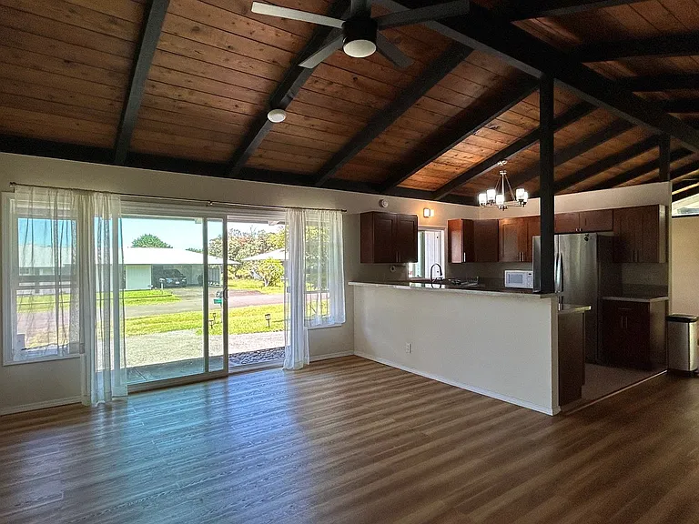 166 Makalani St — Photo 4