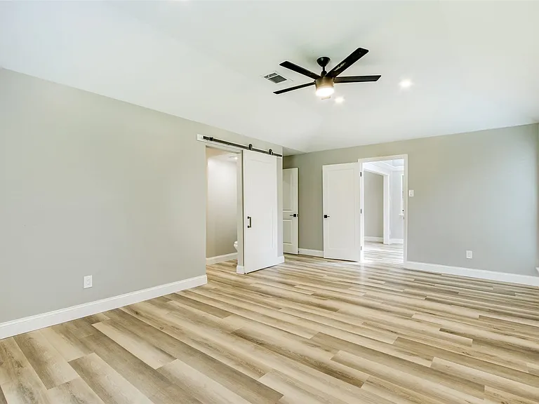 1135 Bull Run — Photo 20