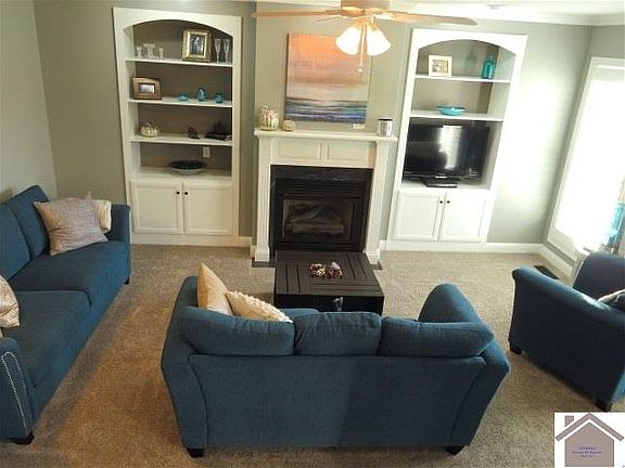 5th image of 2110 Glenwood Dr
