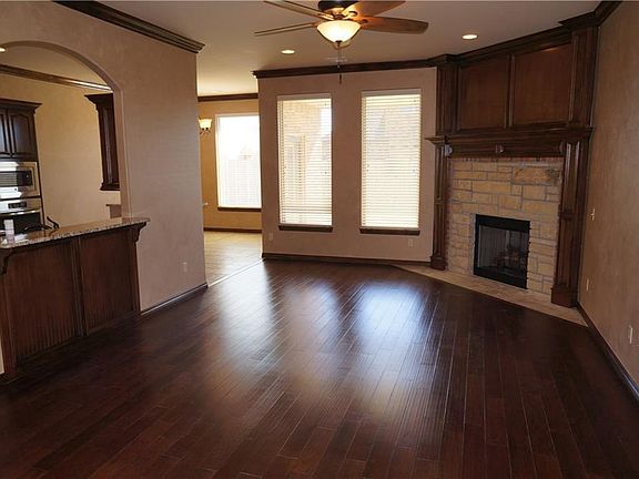 3rd image of 5024 SW 128th Ct