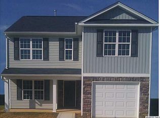 816 Fescue Ln, Charlotte, NC 28216