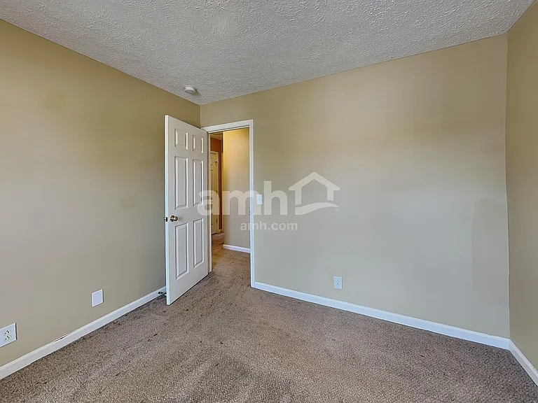 1000 Brianne Ct — Photo 18