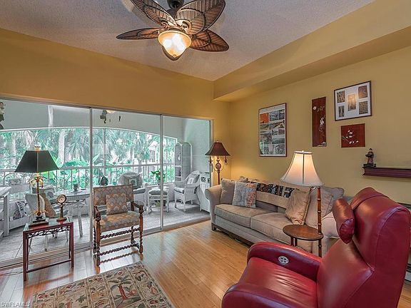 3rd image of 1096 Woodshire Ln APT C211