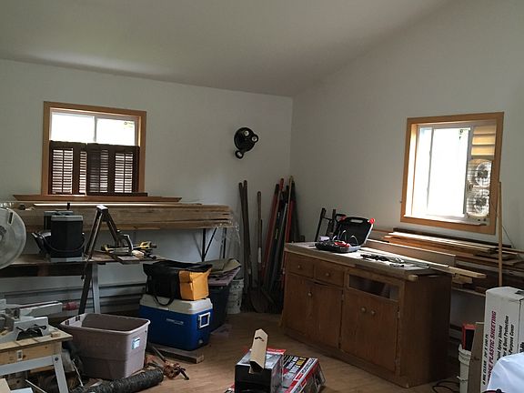 3rd image of 41 Quincy Dr