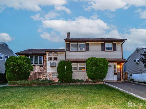 97 Sterling Dr, Colonia, NJ 07067