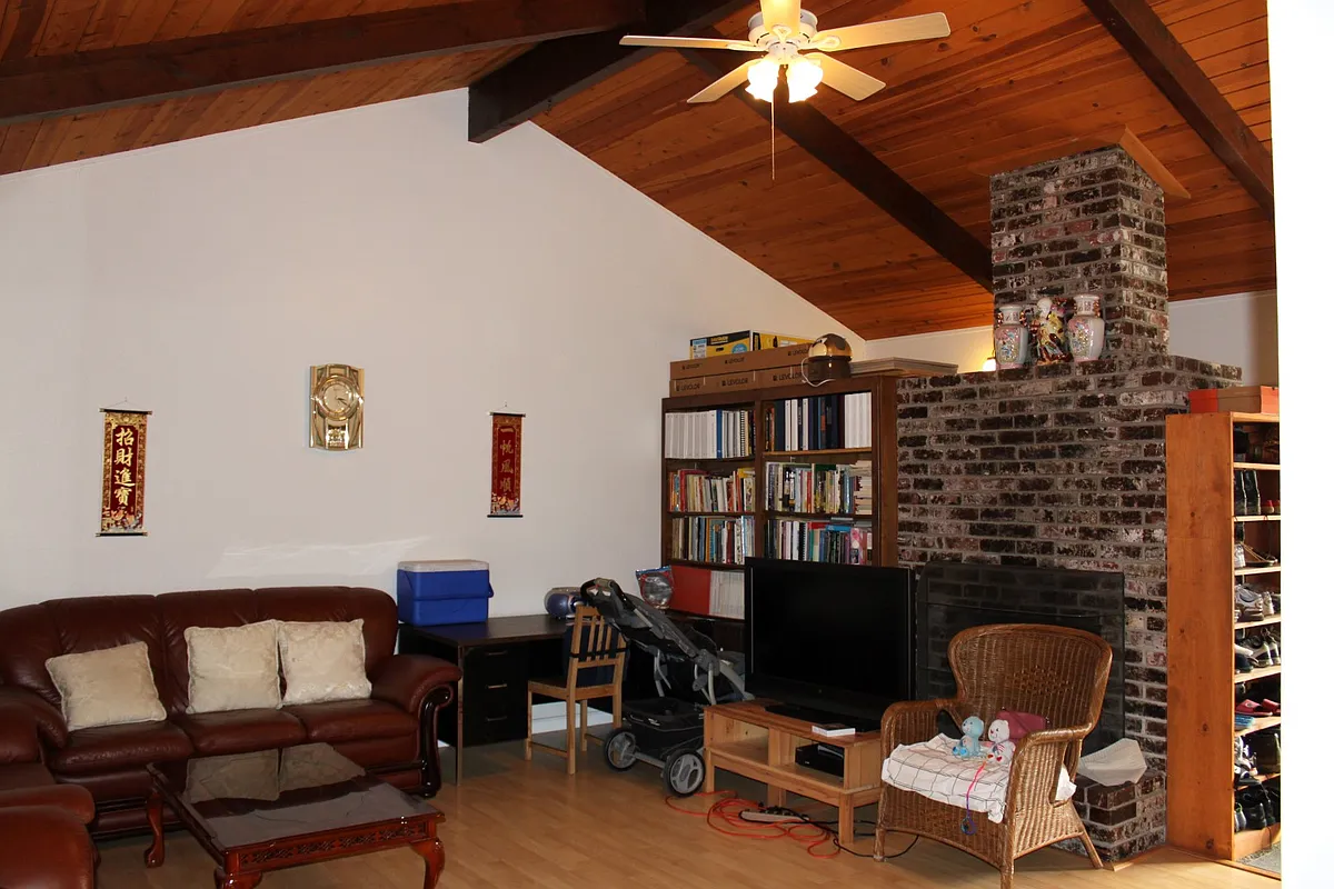 Building Photo - 617 Alvarado Ave