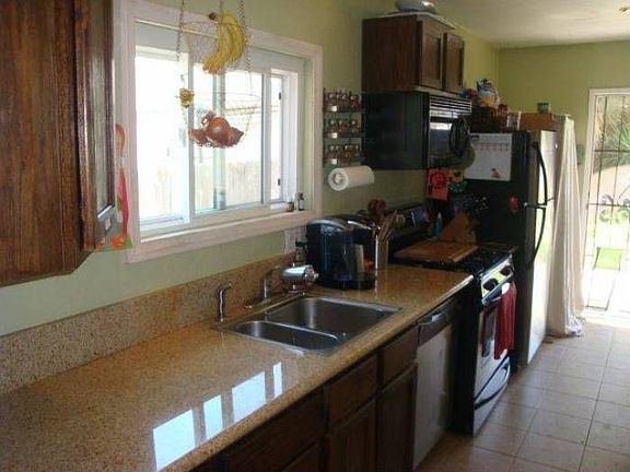 4th image of 4665 35th St