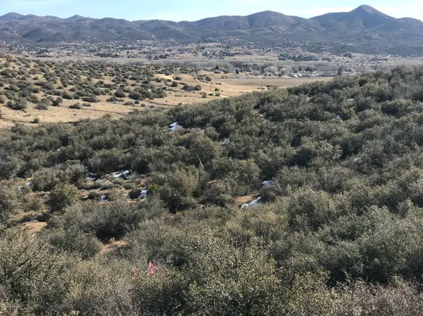 12496 E Orange Rock Rd, Dewey, AZ 86327