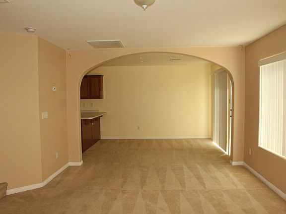 2nd image of 8807 Canyon Saddle St