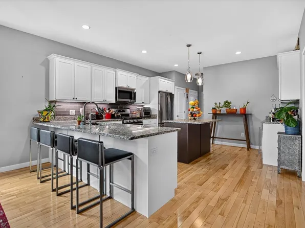 6803 Conservancy Plz, Deforest, WI 53532