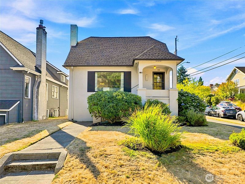 5th image of 7719 Ashworth Avenue N
