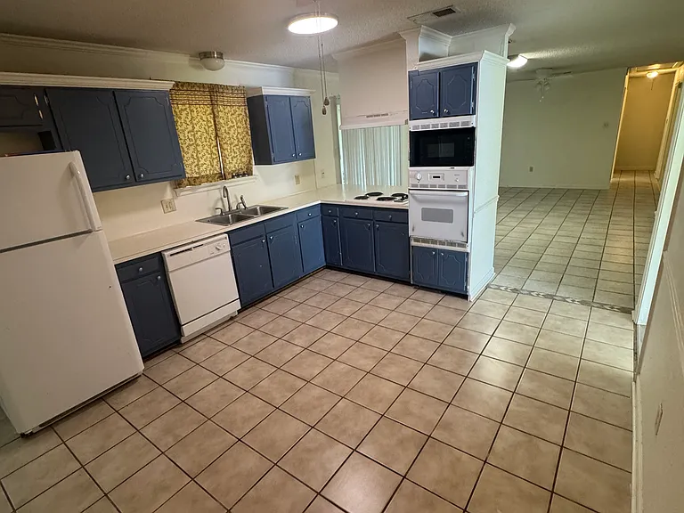 13543 Honey Dr — Photo 5