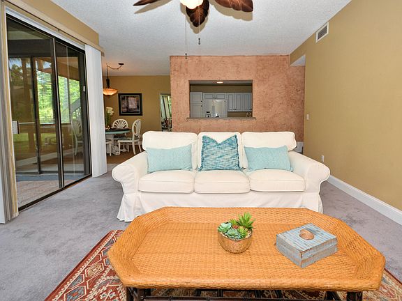 3rd image of 7615 Las Palmas Way