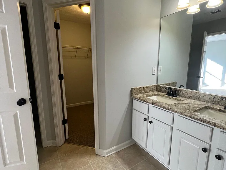 1579 River Main Ct — Photo 8