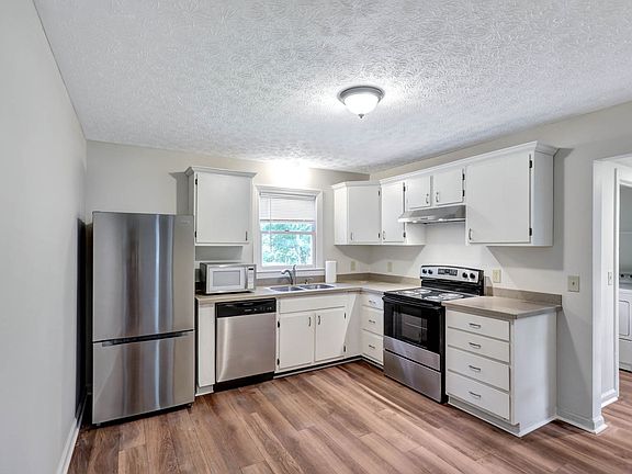 5th image of 135 Joyce Ln