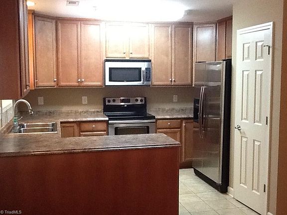 5th image of 106 Eva Ln