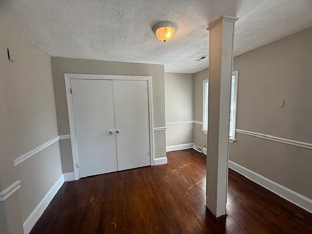 822 Holt Ave — Photo 6
