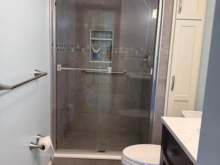 1420 Manor Rd #A — Photo 5
