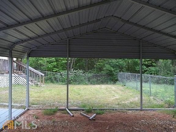 5th image of 115 Blackberry Ln