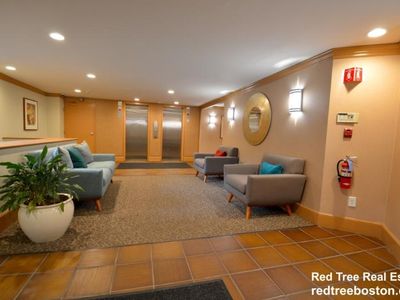 131 Sewall Ave APT 41, Brookline, MA, 02446