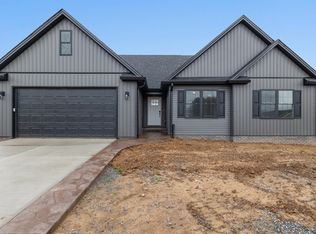 340 Evergreen Cir, Danville, KY 40422