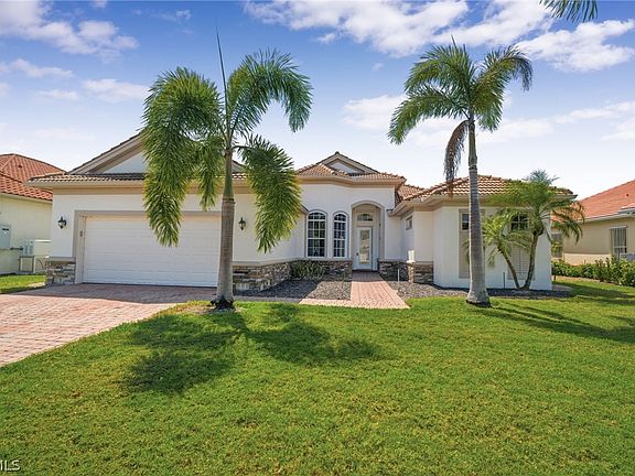 2nd image of 16404 Coco Hammock Way