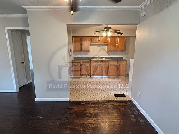 4th image of 4101 Bayliss Ave