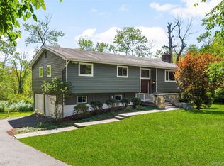 42 Hollow Oak Road, Chappaqua, NY 10514