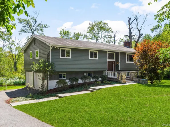 42 Hollow Oak Road, Chappaqua, NY 10514