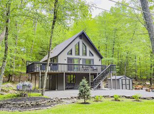 3178 Leisure Lands Rd, East Stroudsburg, PA 18302