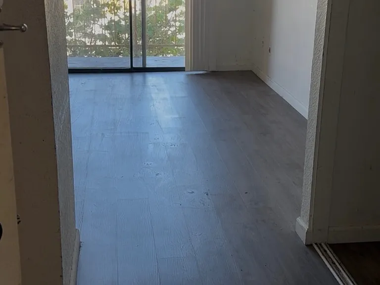 1615 S Pacific Ave — Photo 9