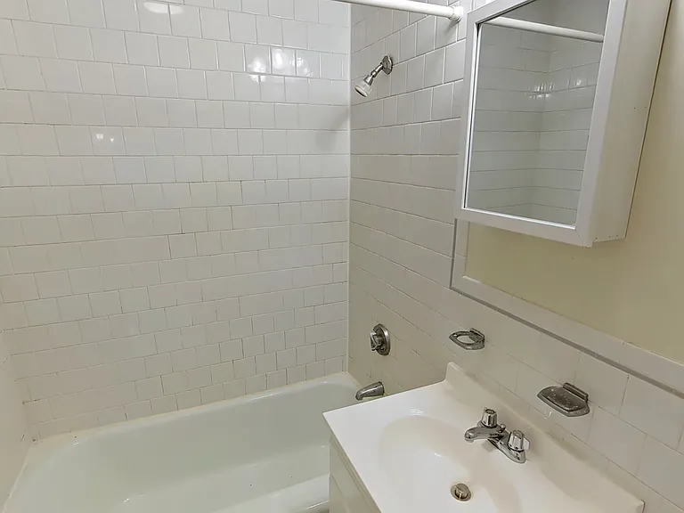 377 Commonwealth Ave — Photo 9