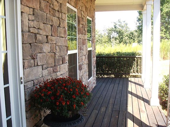 Wrap Around Porch - Stacked Stone-Hardy Plank