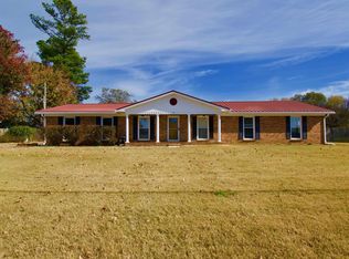 16190 E Glenn Valley Dr, Athens, AL 35611
