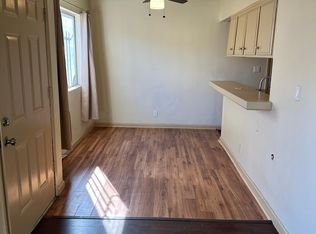 700 W 73rd St, Los Angeles, CA 90044