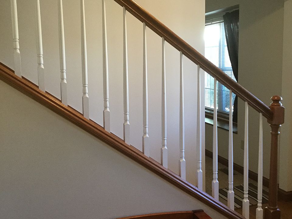 2nd image of 529 Charles Ct