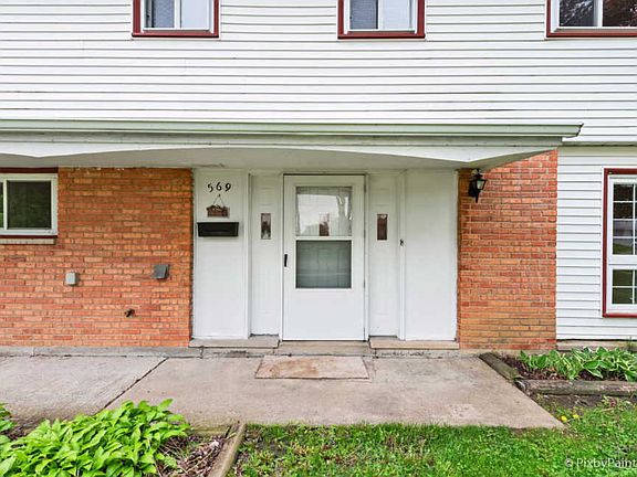 3rd image of 569 Hillcrest Blvd