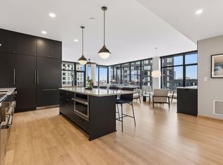 1120 S 2nd St APT 901, Minneapolis, MN 55415