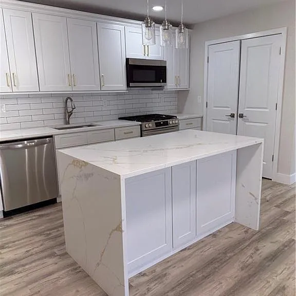 251 Livingston Ave #305 — Photo 6