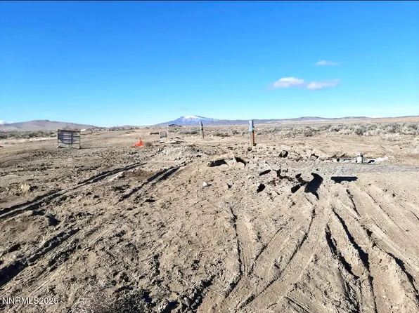 6425 Country Rd, Winnemucca, NV 89445