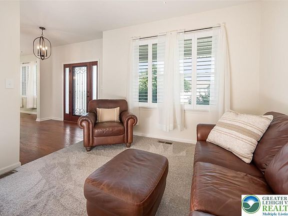 5th image of 2186 Eagles Landing Dr