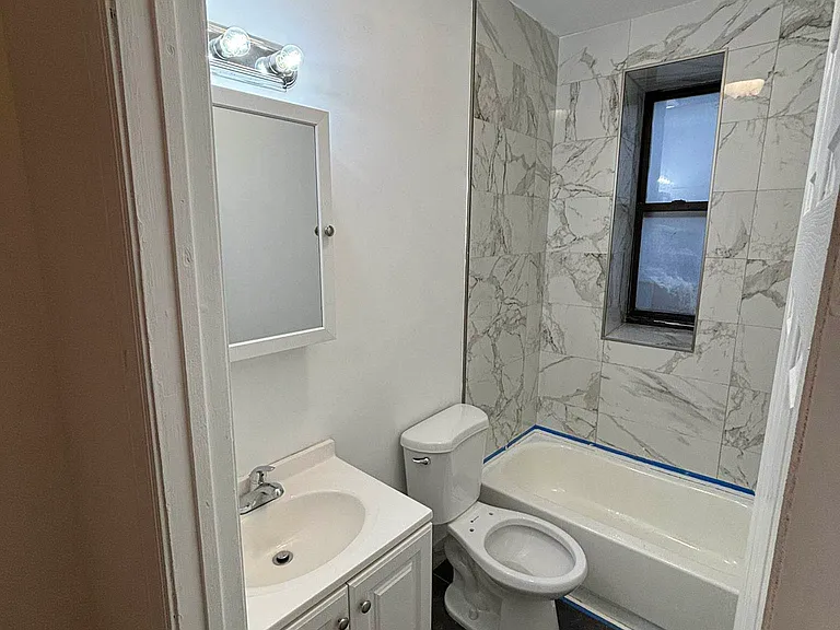 11 Avenue D #13 — Photo 7