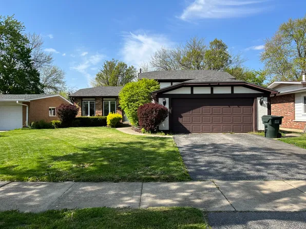 1105 W Nevada St, Glenwood, IL 60425