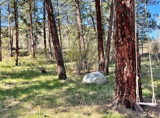 105 Saddleback Rd, Winthrop, WA 98862