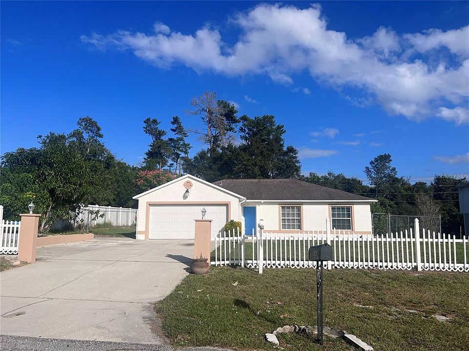 1st image of 829 Adler Dr