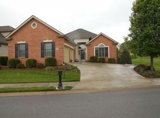 1019 Waterbrooke Ln, Johnson City, TN 37604