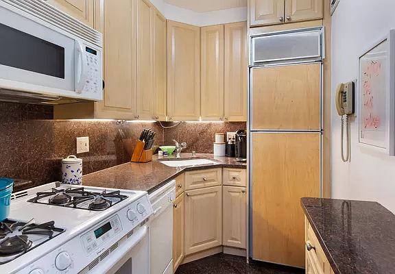 2nd image of 205 E 63rd St APT 7H