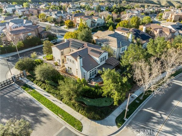 27002 Maple Tree Ct, Valencia, CA 91381