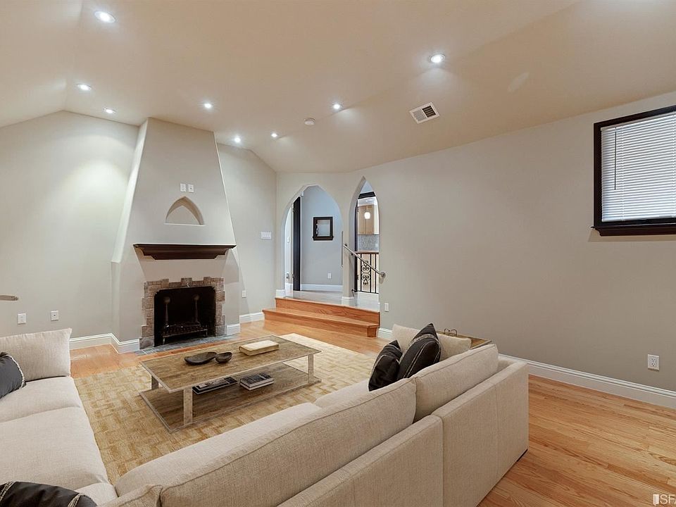 1st image of 2959 21st Ave